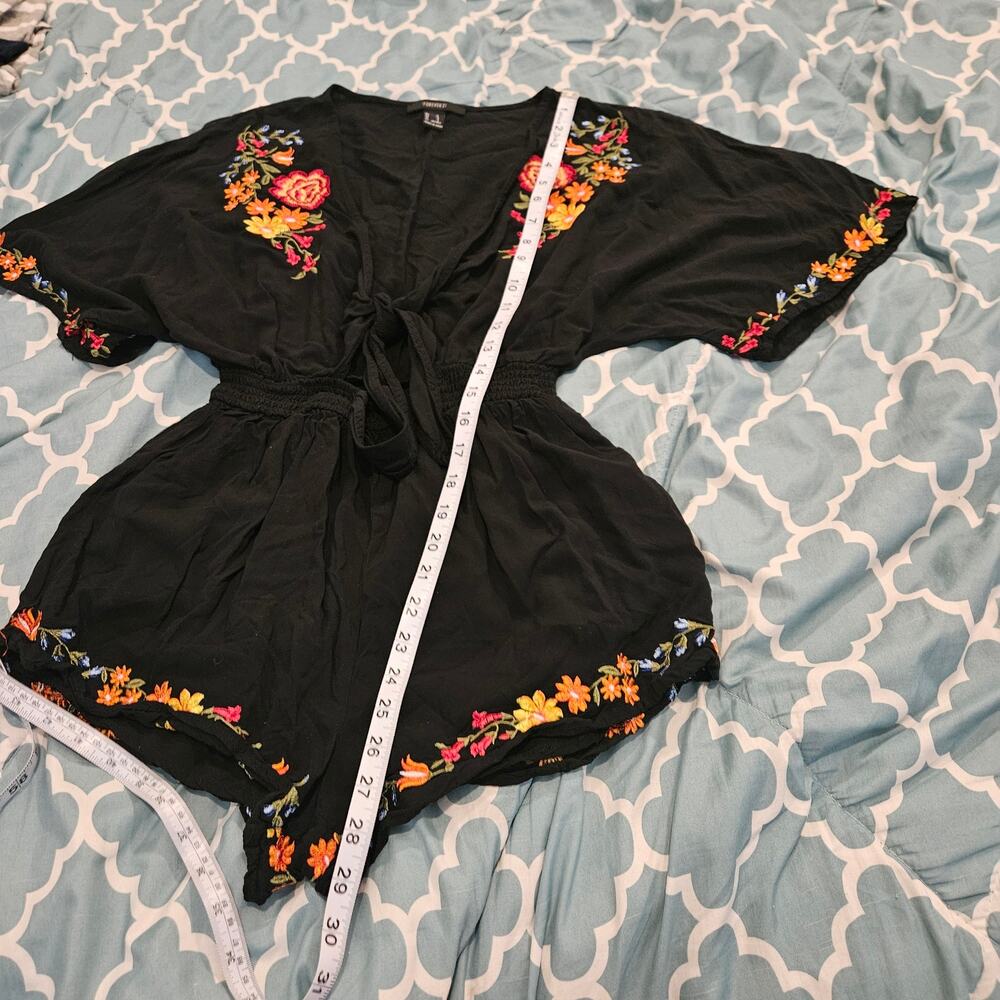 Forever 21 Black Floral Embroidered Romper Tie Front Boho Festival Small - Picture 7 of 8